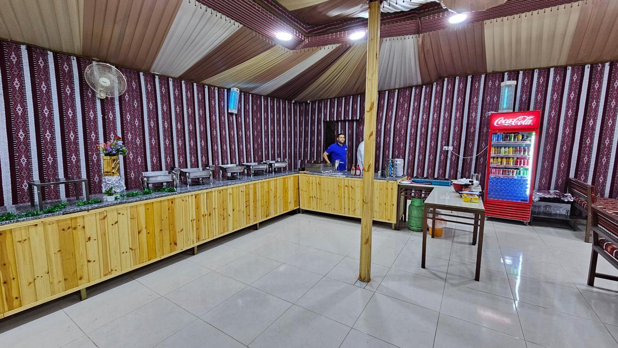 Titanic Camp Acomodação com café da manhã Wadi Rum Exterior foto